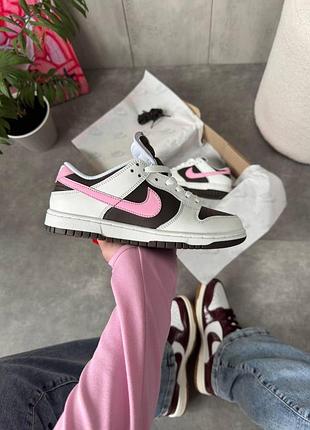 Жіночі білі кросівки nike sb dunk low white brown pink х данк 41