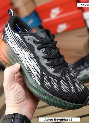 Кросівки чоловічі asics novablast 3 чорні з білим текстиль асикс новабласт 3 на весну/літо/осінь 44 (28 см)