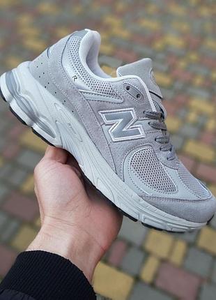 Чоловічі літні кросівки new balance 2002r світло сірі кросівки нюбеленс 2002р топ якість