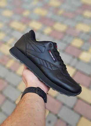 Жіночі кросівки reebok classic чорні білий напис стильні літні кросівки рибок класик для дівчини 40