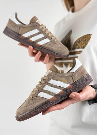 Женские кроссовки adidas spezial brown white