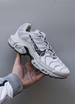 Мужские серые кроссовки nike air max tn plus white grey black х эйр макс тн 40