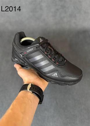 Чоловічі шкіряні кросівки adidas terrex чорні з червоним модні кросівки адідас терекс чудової якості