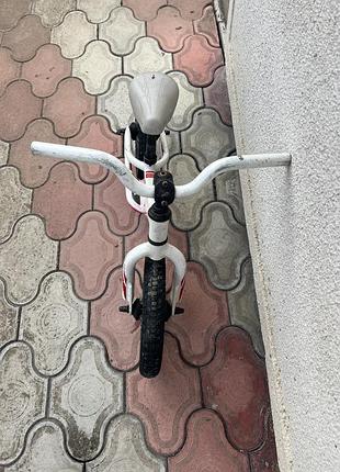 Дитячий біговел
