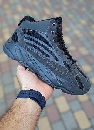 Теплі зимові кросівки adidas yeezy boost 700 високі темно сірі на хутрі чоловічі черевики адідас ізубуст 45