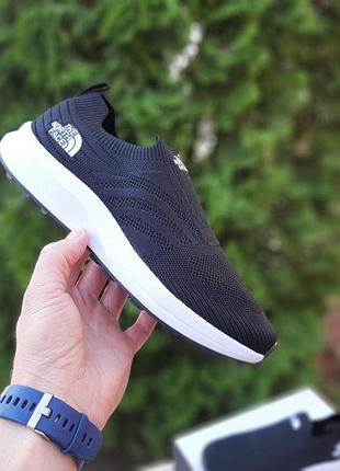 Чоловічі літні кросівки мокасини the north face чорні на білій модні кросівки тнф сітка 43(27,5см)