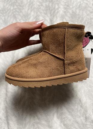 Уги дитячі primark 2