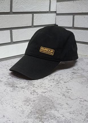 Бейсболка от бренда barbour