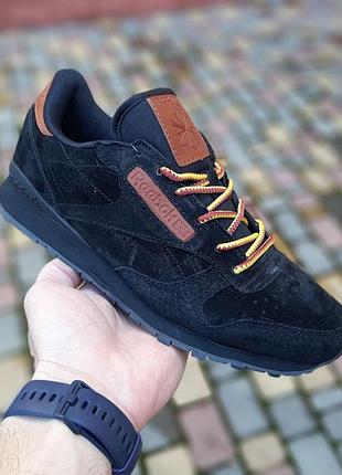 Чоловічі замшеві кросівки reebok classic чорні на чорній підошві замшеві кроси рібок класік для хлопця 43