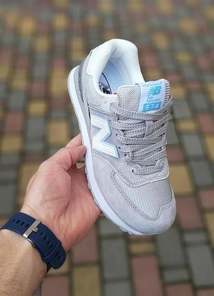 Жіночі замшеві кросівки new balance 574 classic сірі з білим та блакитним літні кросівки нюбеланс 574 37(23.5см)