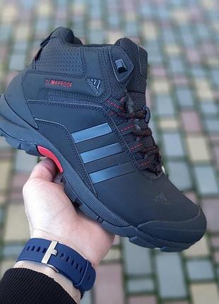 Теплі зимові високі кросівки adidas climaproof чорні з червон чоловічі кросівки адідас клімапроф на хутрі 42(26.5см)