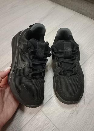 Кроссовки nike