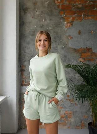 Костюм спортивний жіночий з шортами оливковий m/l