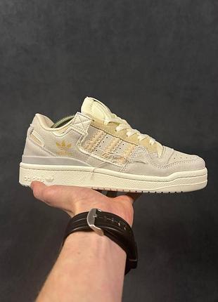 Жіночі літні замшеві кросівки adidas forum сірі з бежевим літні кросівки адідас форум з нитками топ якість 37
