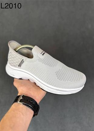 Чоловічі літні кросівки мокасини skechers slip-ins go walk світло сірі модні кроссовки скечерс сітка
