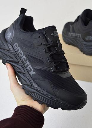 Теплые зимние кроссовки the north face gore-tex черные термо кроссовки тнф на гортекс