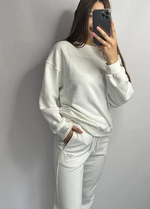 Костюм спортивный женский трикотажный молочный m/l