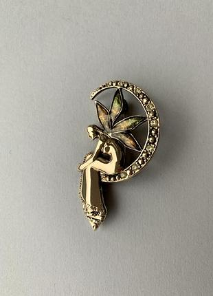 Вінтажна брошка-німфа від liz claiborne