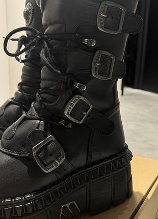 New rock crust negro 4