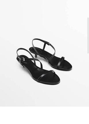 Босоніжки massimo dutti , kitten heel