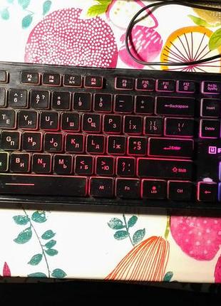 Черная клавиатура с подсветкой real el comfort 7070 backlit usb black проводная
