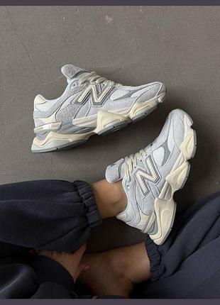 Женские кроссовки стильные нью баланс new balance 9060 quartz grey 38