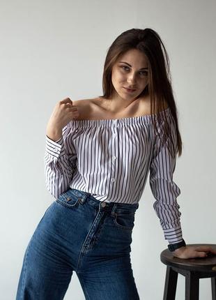 Летняя блуза с открытыми плечами в нежную полоску, m