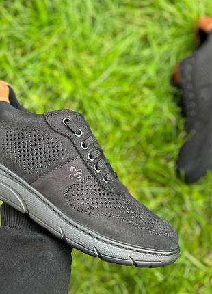Мужские летние кроссовки stepwey из нубука перфорированые черные 43