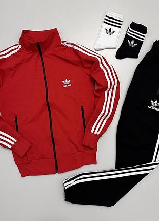 Костюм adidas червоно-чорний кофта-штаны-2пари носки