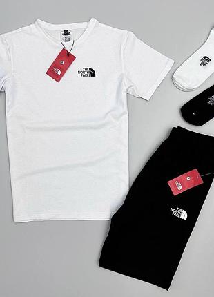 Набір the north face чорний футболка-шорти-2пари носки белый, s