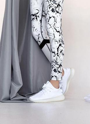 Чоловічі кросівки adidas yeezy boost 350 кроси адідас ізі для чоловіків білі адіки ізики стильні зручні тканинні повсякденні