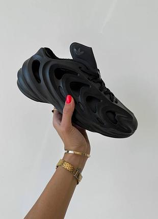 Жіночі кросівки adidas adifom для жінок тканеві якісні трендові кроси зручні адідас