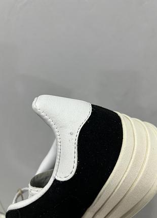 Кросівки з дефектами!!! adidas gazelle white black sale!!! 37й
