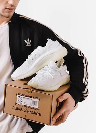 Жіночі кросівки adidas yeezy boost 350 білі зручні легкі ізіки для жінок адідас