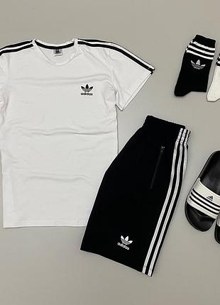 Adidas біло-чорний футболка-шорти-тапки-2пари носки