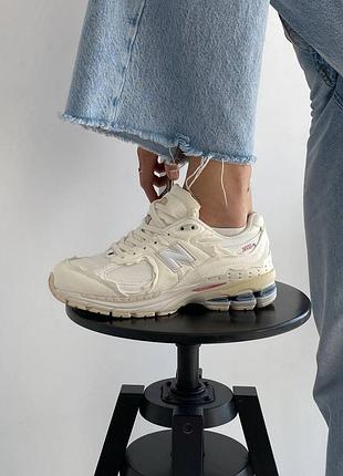 Жіночі кросівки new balance 2002r замш, текстиль білі для жінок зручні