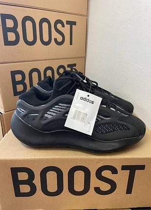 Кроссовки adidas yeezy boost 700 v3 черные для мужчин адики изики удобные легкие текстиль