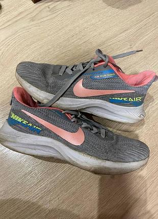 Кроссовки nike