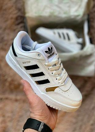 Жіночі кросівки adidas drop step для жінок адіки стильні зручні повсякденні шкіра білі