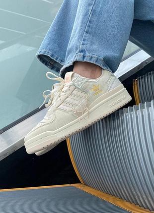 Бежеві замшеві жіночі кросівки adidas forum 84 low адідас форум адіки