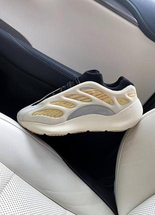 Кроссовки adidas yeezy boost 700 адидас изи изики для мужчин белые удобные легкие