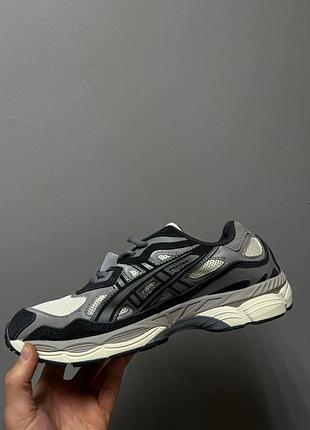 Мужские кроссовки asics gel-nyc 1090 кроссы для мужчин серые удобные легкие кожа/текстиль асиксы 41
