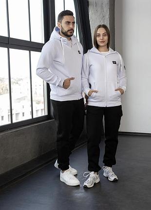 Зимний костюм stone island тринитка: зип худи-штаны 2 пары носков в подарок белый, xl