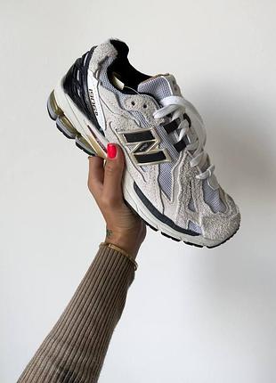 Жіночі кросівки new balance m1906 білі замшеві, стильні та зручні кроси нью баланс