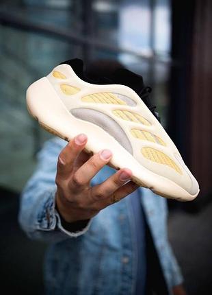 Мужские кроссовки adidas yeezy boost 700 удобные белые изики легкие адидас изи