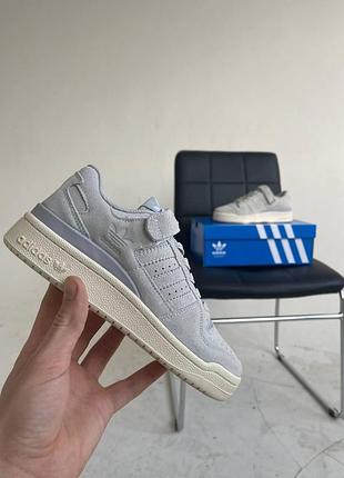Сірі замшеві жіночі кросівки адідас форум adidas forum 84 low адіки