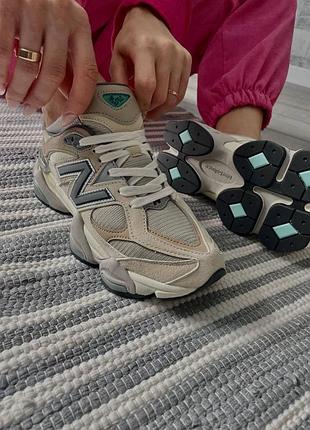 Замшеві жіночі кросівки new balance 9060, якісні нью беланс кроси бежевого кольору