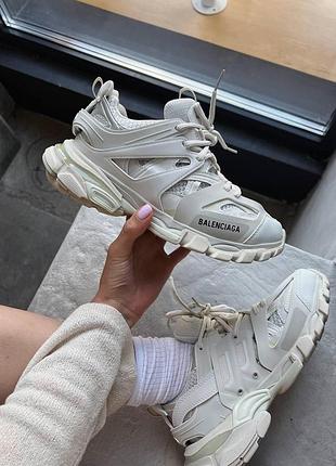 Кроси balenciaga track 3.0 white для чоловіків білі шкіра зручні кроси для чоловіків баленсіага