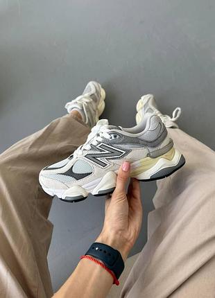 Женские кроссовки new balance 9060, классическая модель в бежевом цвете 39