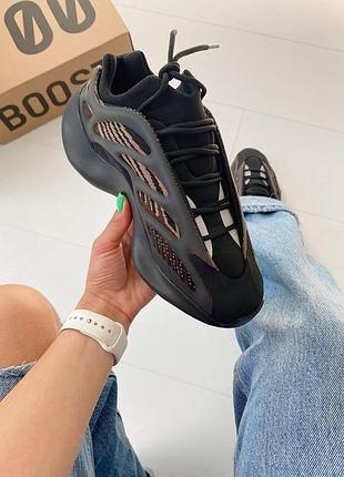 Adidas yeezy boost жіночі кросівки чорні легкі зручні ізики повсякденні